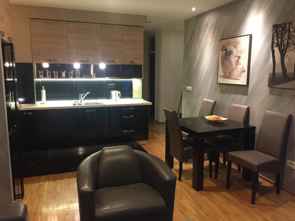Lovely Apartment Belgrade Extérieur photo