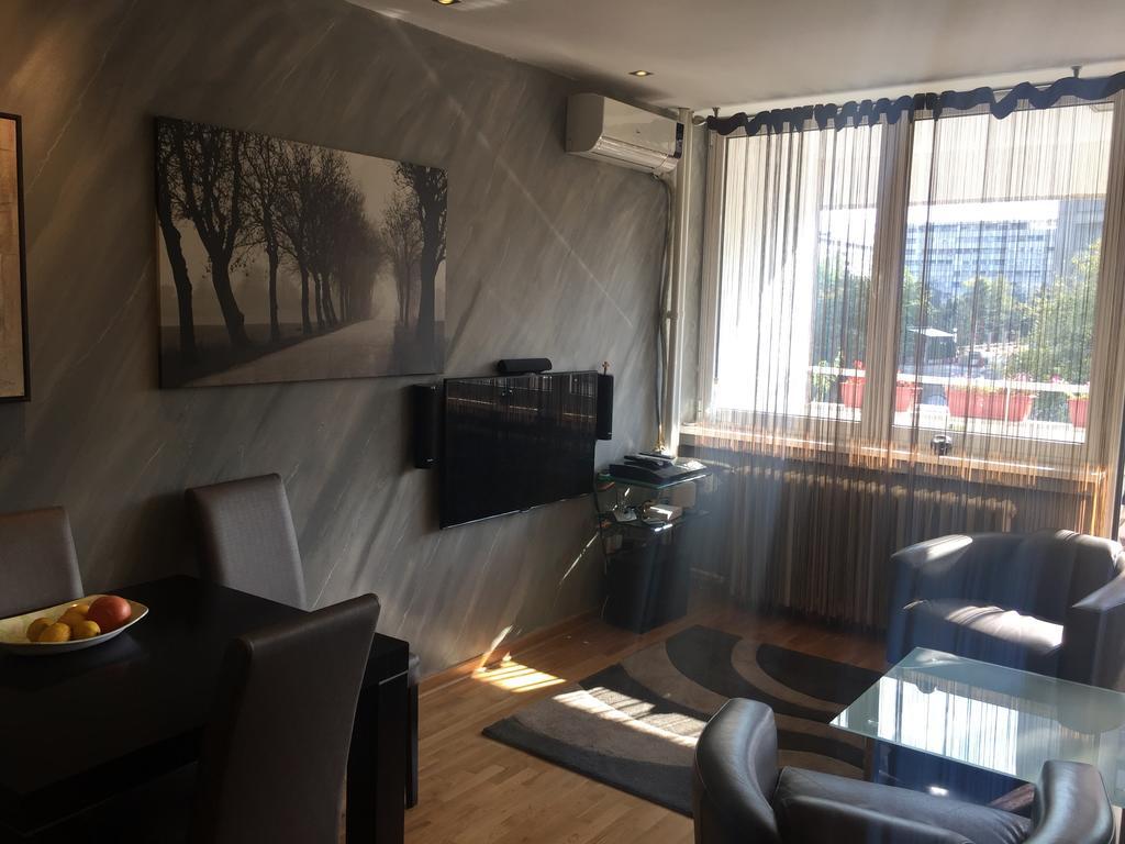 Lovely Apartment Belgrade Extérieur photo